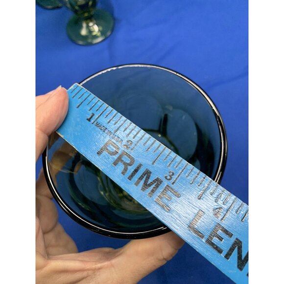 Set Of 4 Vintage Green Glass Goblets With Pedestal Base 6.5" Tall Elegant Drinkw - Picture 3 of 12